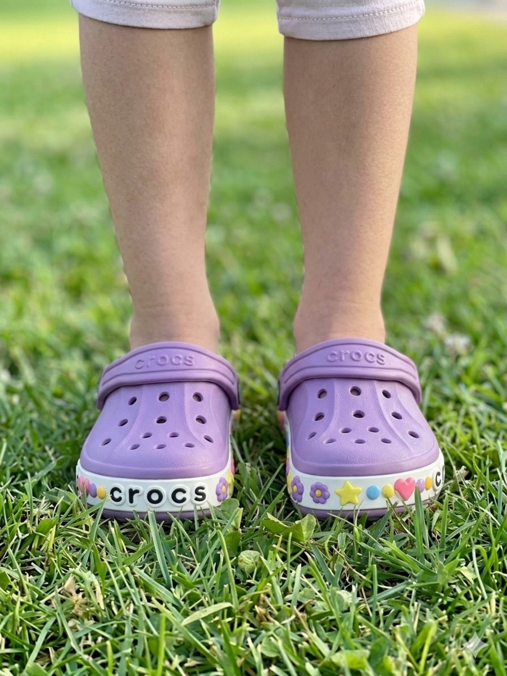 CROCS Kids Lavender Clog with Colorful Charm Band